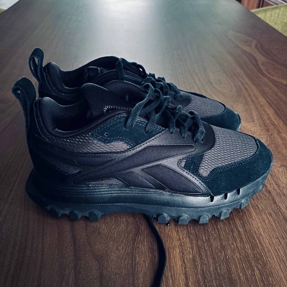 Cardi B Reebok - Picture 2 of 8